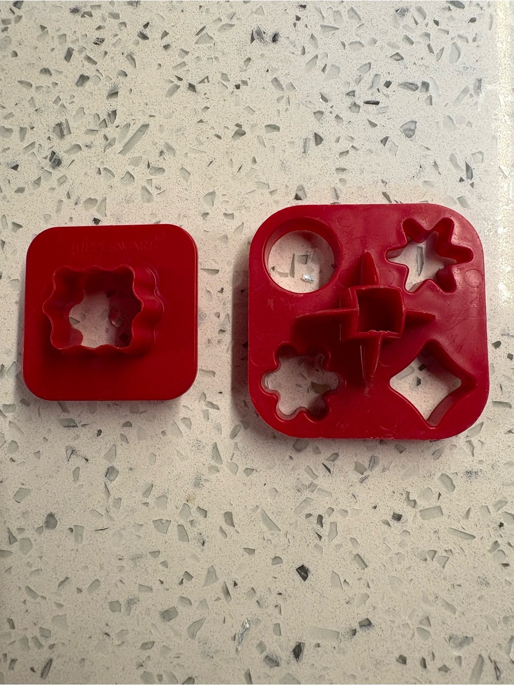 Vintage 70s Tupperware canapΓ© cutters